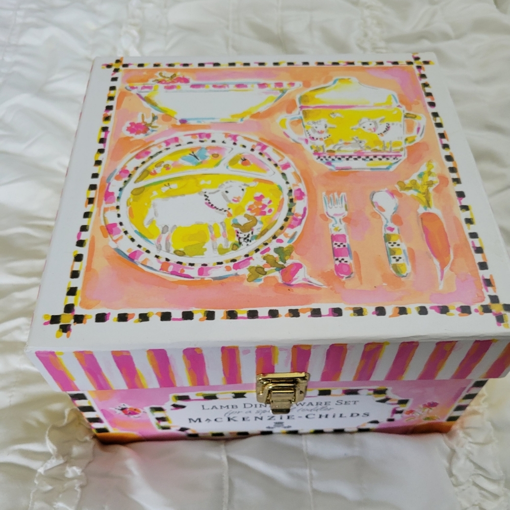MaC Kenzie Childs Lamb Dinnerware Set